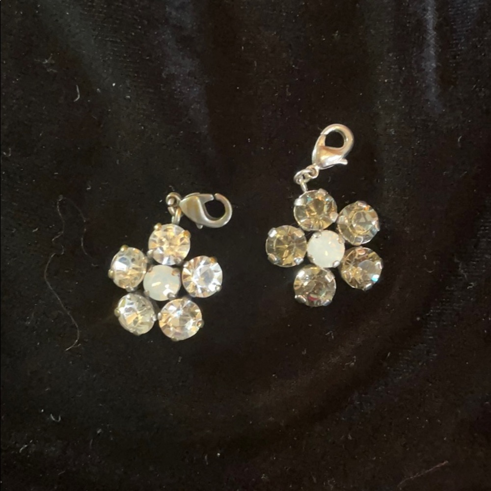 Vintage Sabika Daisy Pendants